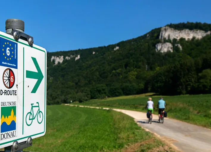Donau Radweg im Naturpark Obere Donau