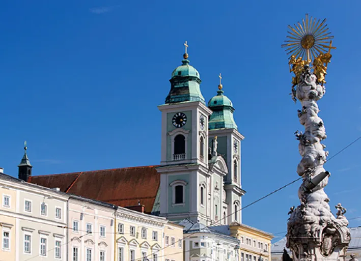 Linz Alter Dom und Dreifaltigkeitssäule