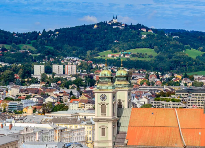 Blick auf Linz und den Pöstlingberg